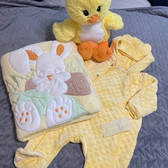 Nordstrom Baby Other - NORDSTROM's AZIZ BEBE bunny blanket, outerware onsie w/ hood, duck build-a-bear